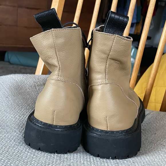 Leather boots size 8 (24cm) - Picture 3 of 9